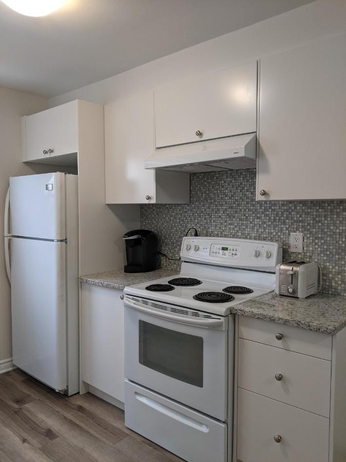 3 BDR appartement,WiFI,Netflix free parking Montréal Buitenkant foto