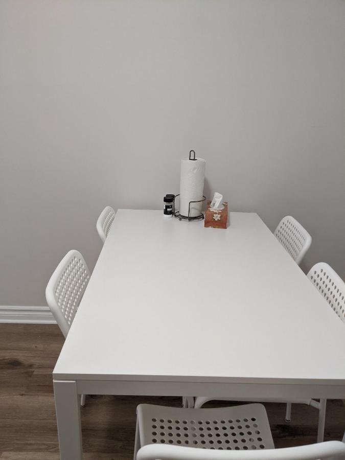 3 BDR appartement,WiFI,Netflix free parking Montréal Buitenkant foto